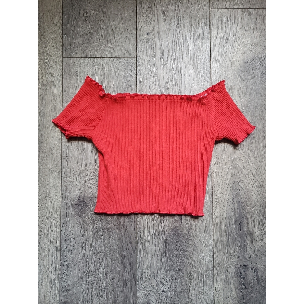🤑 5/$10 Off Shoulder Ribbed Crop Top Small